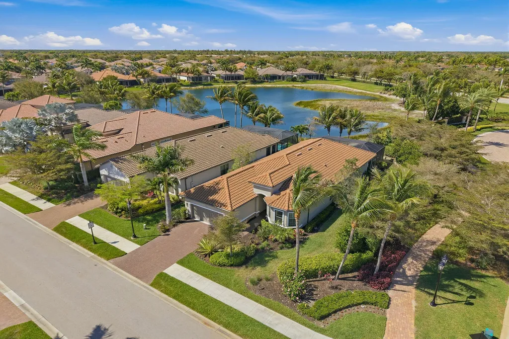 3171 Quilcene Lane Naples FL 34114