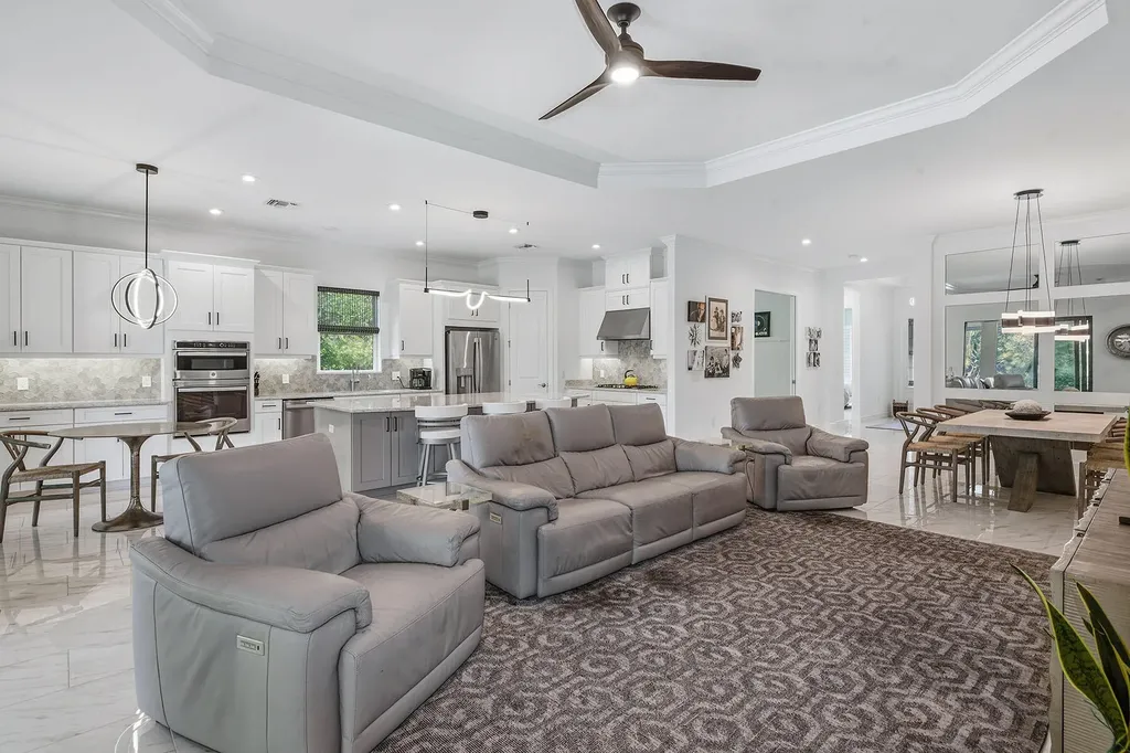 3171 Quilcene Lane Naples FL 34114