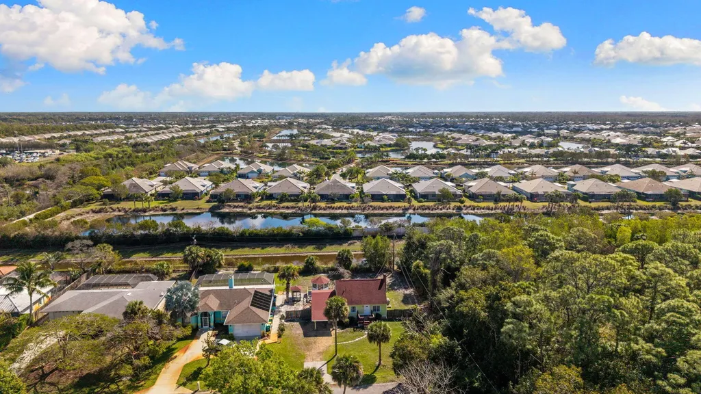 91 Constitution Drive Naples FL 34112