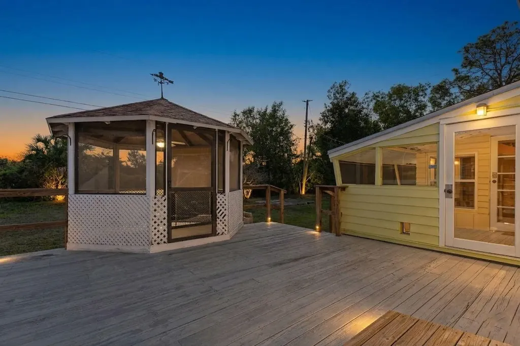 91 Constitution Drive Naples FL 34112