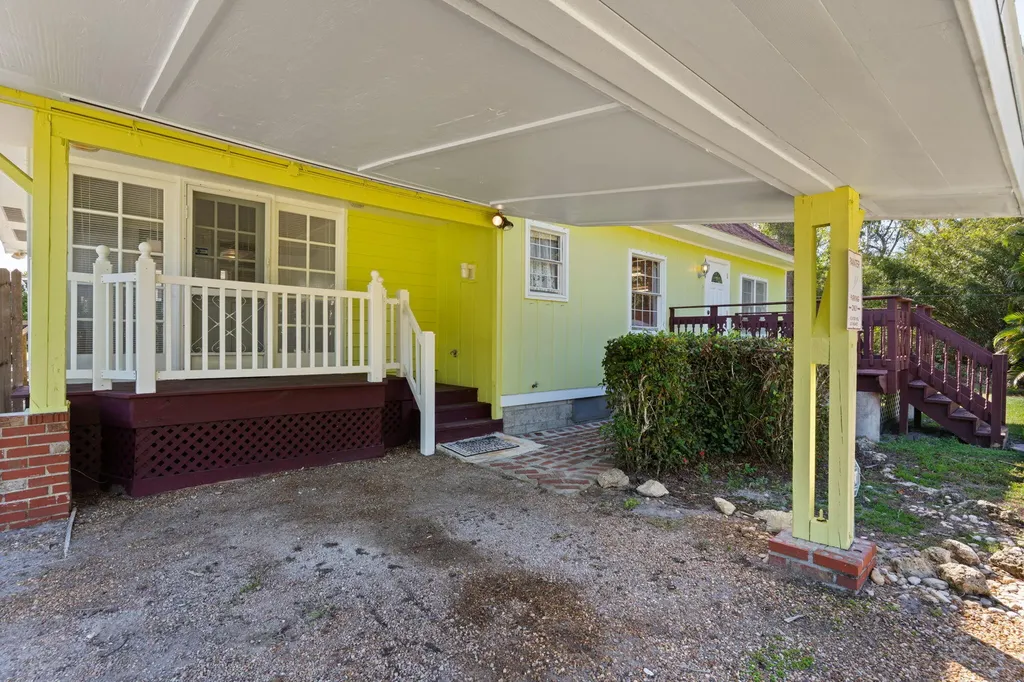 91 Constitution Drive Naples FL 34112