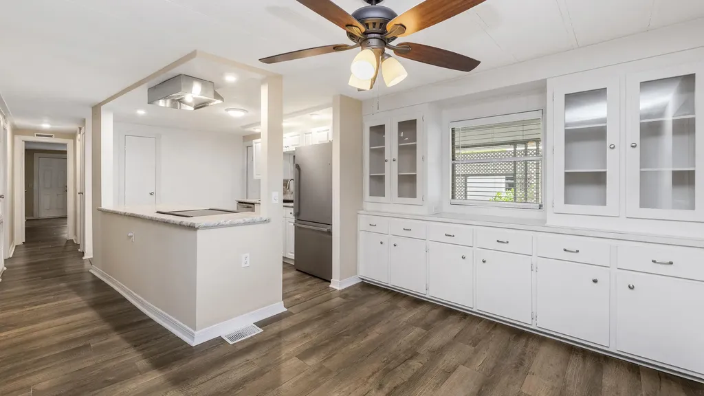 851 Manatee Road Naples FL 34114