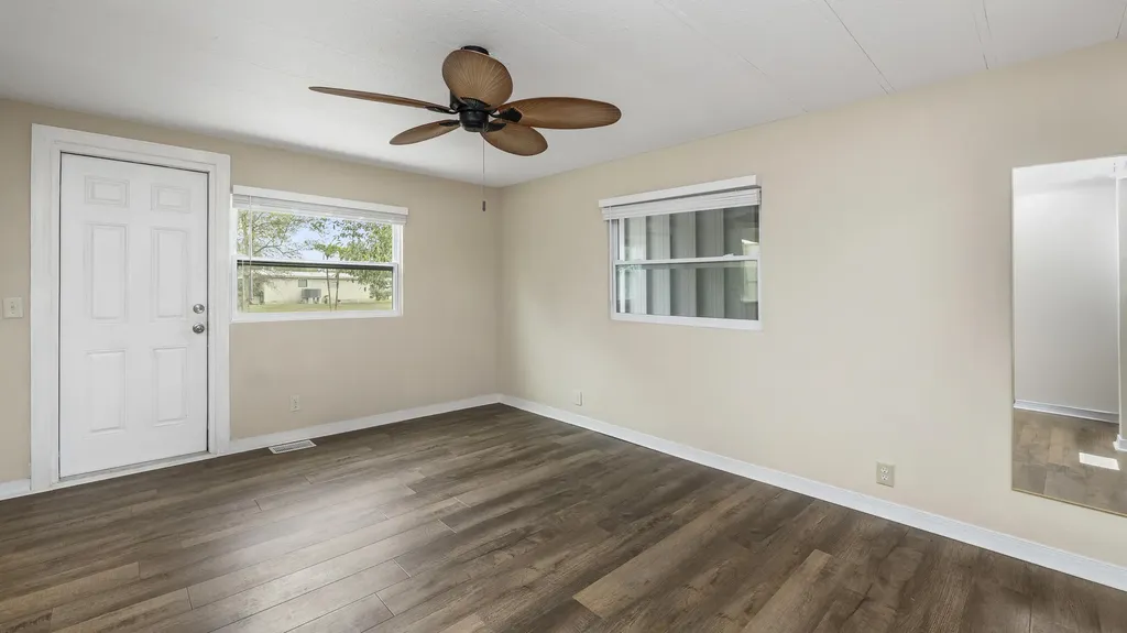 851 Manatee Road Naples FL 34114