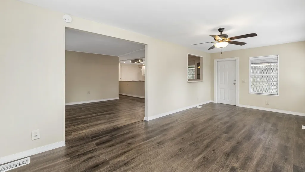 851 Manatee Road Naples FL 34114