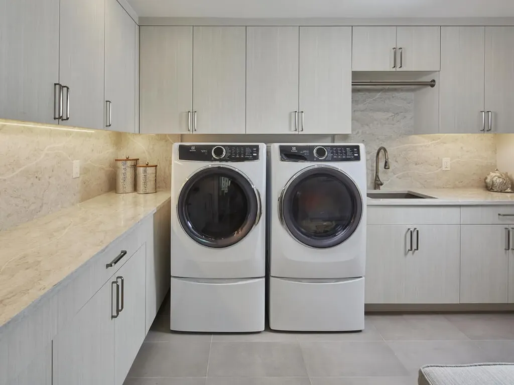 960 Cape Marco Marco Island FL 34145