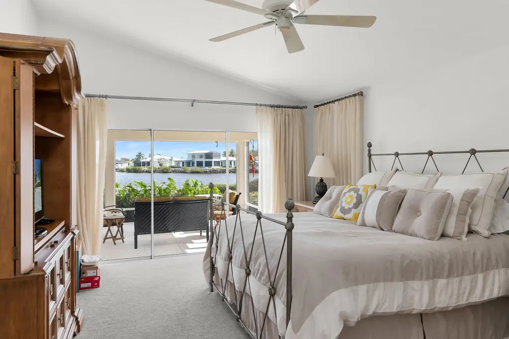 101 Morning Star Cay Naples FL 34114