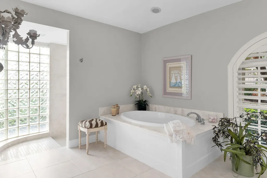 101 Morning Star Cay Naples FL 34114