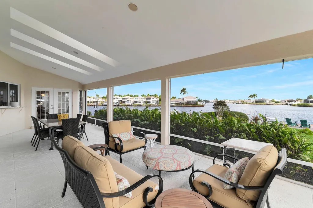 101 Morning Star Cay Naples FL 34114