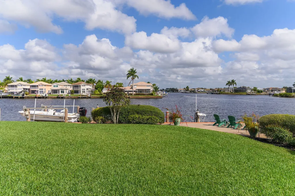 101 Morning Star Cay Naples FL 34114