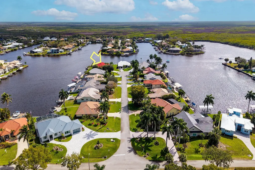 101 Morning Star Cay Naples FL 34114