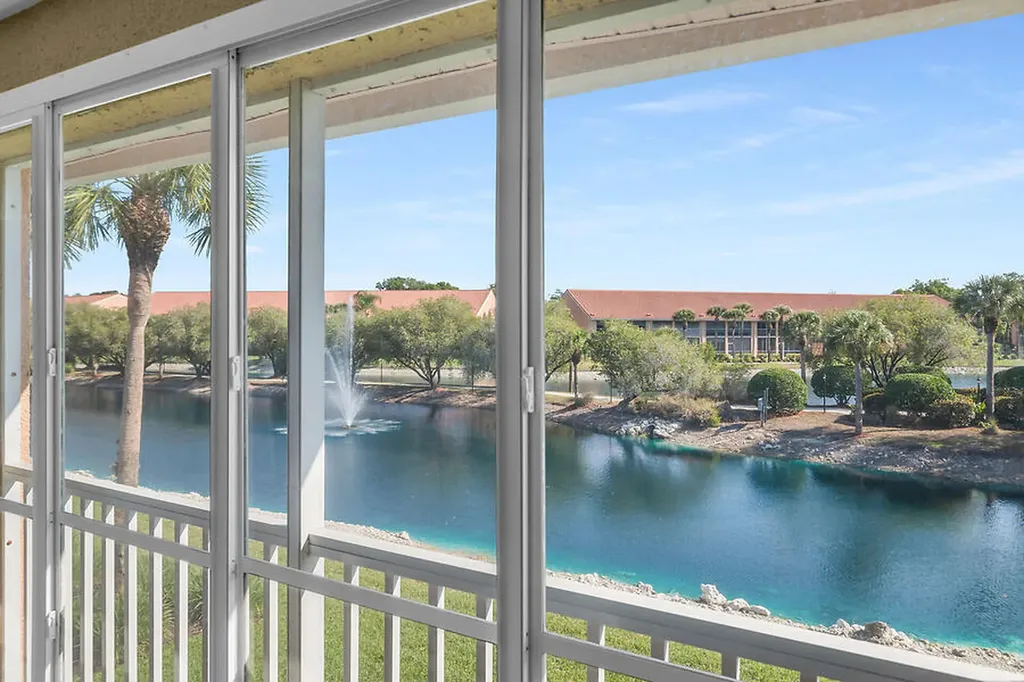 6730 Beach Resort Naples FL 34114