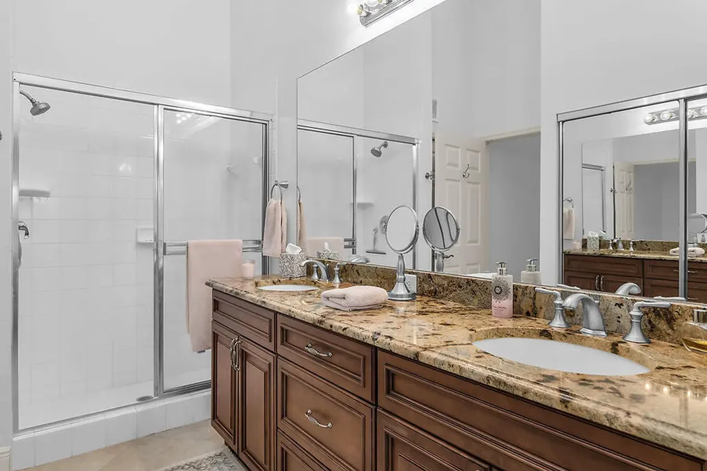 6730 Beach Resort Naples FL 34114