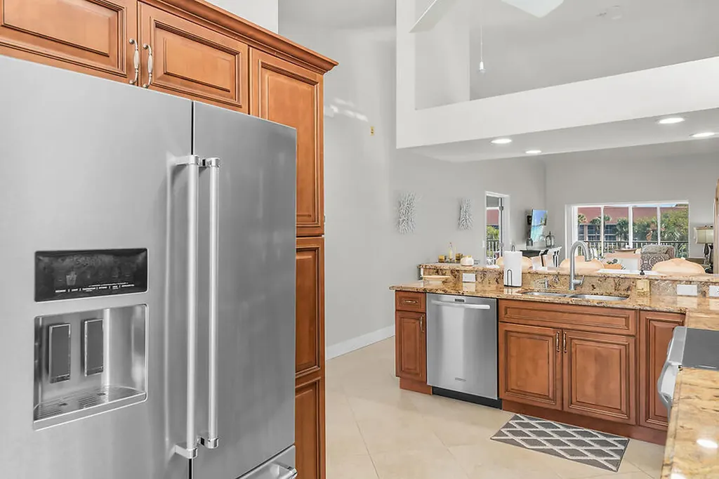 6730 Beach Resort Naples FL 34114