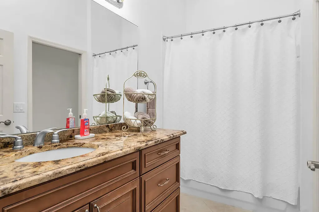 6730 Beach Resort Naples FL 34114