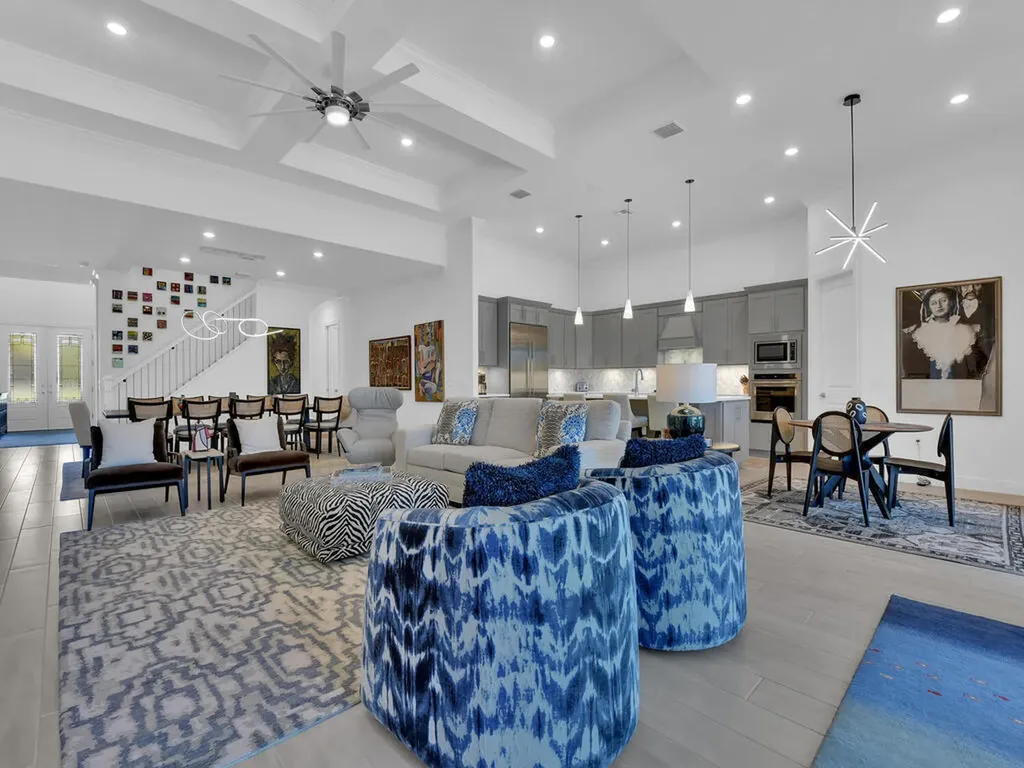 7229 Wiregrass Court Naples FL 34114