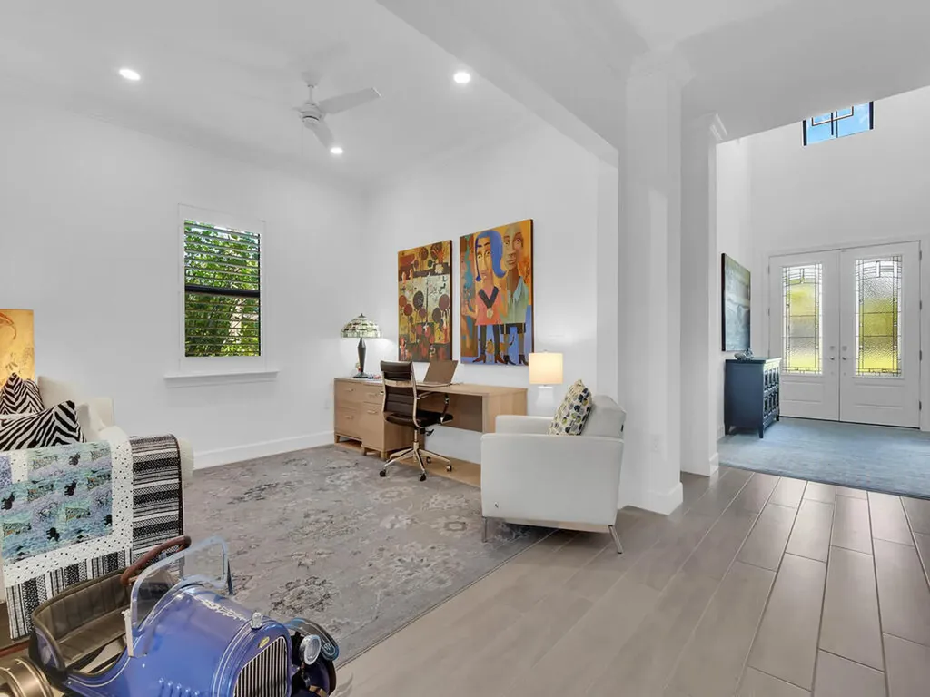 7229 Wiregrass Court Naples FL 34114