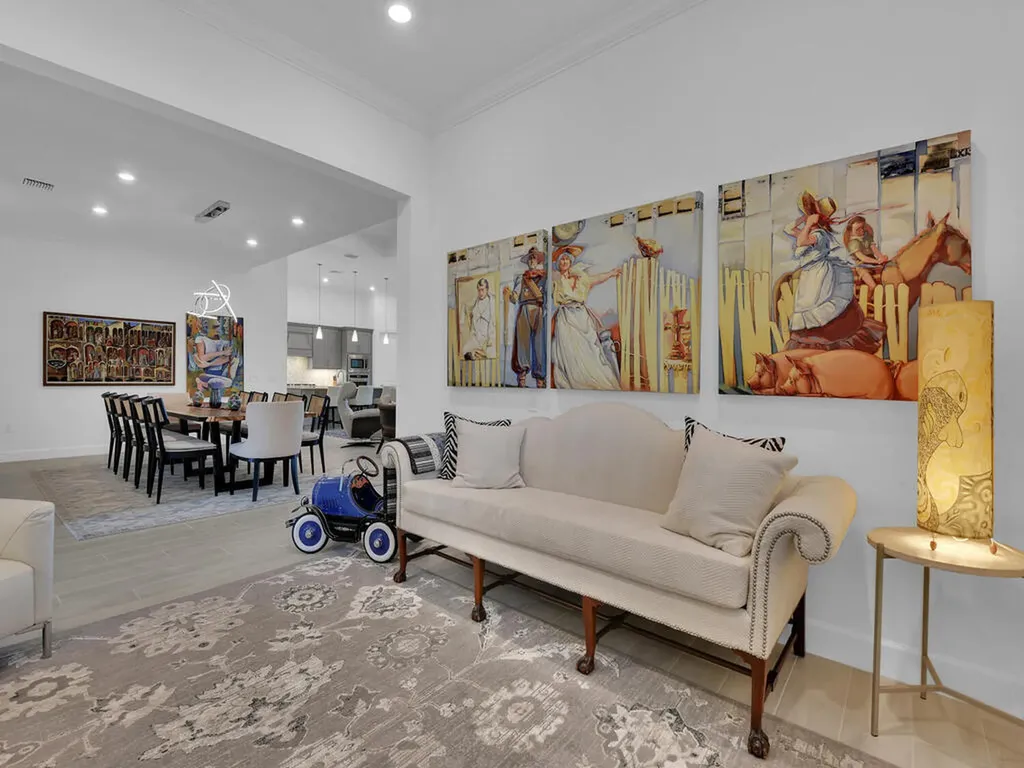 7229 Wiregrass Court Naples FL 34114