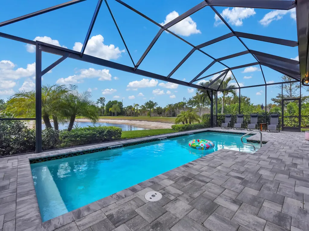7229 Wiregrass Court Naples FL 34114