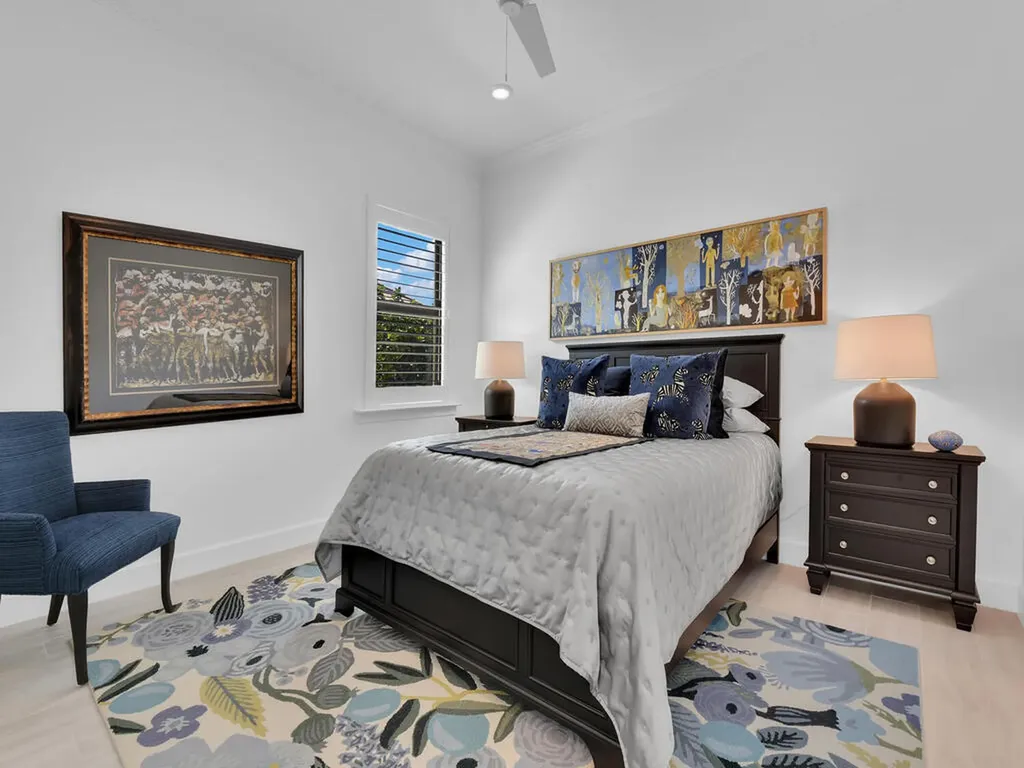 7229 Wiregrass Court Naples FL 34114