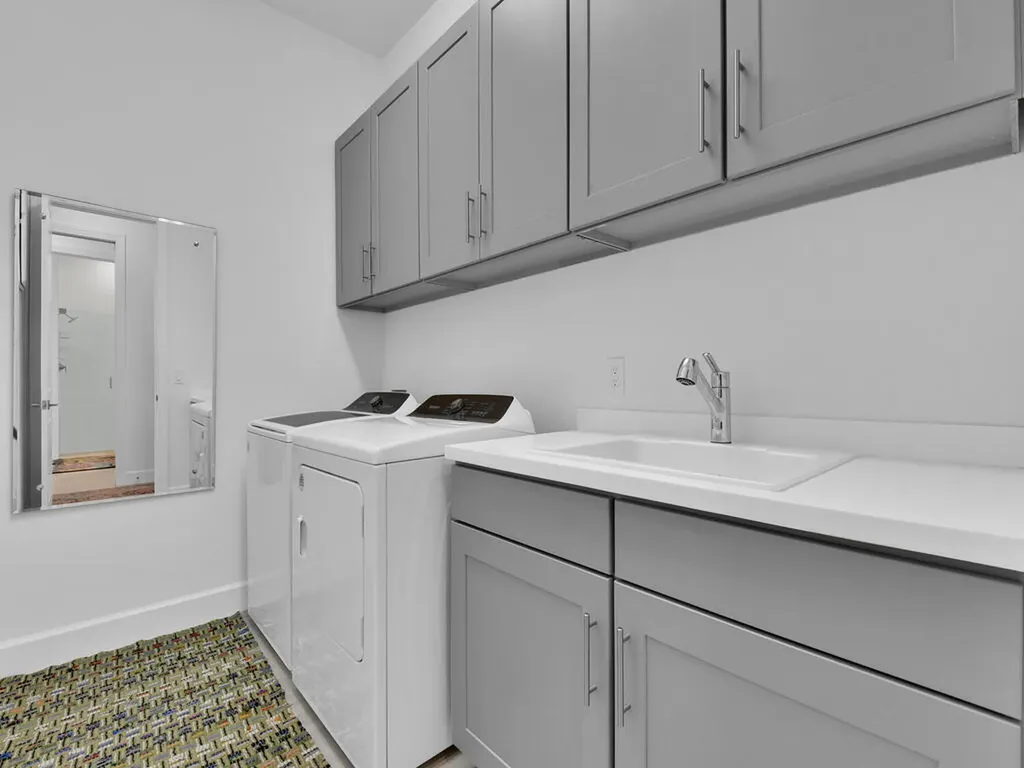 7229 Wiregrass Court Naples FL 34114