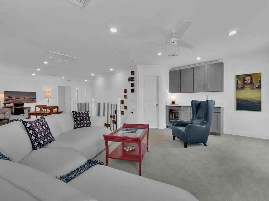 7229 Wiregrass Court Naples FL 34114