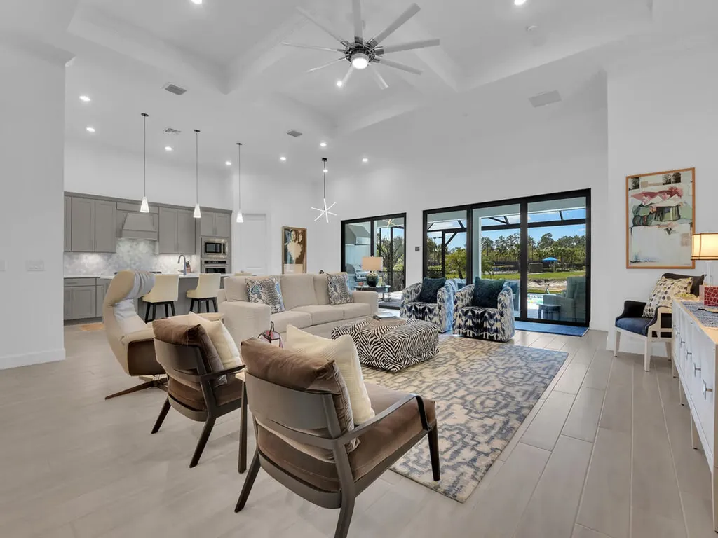 7229 Wiregrass Court Naples FL 34114