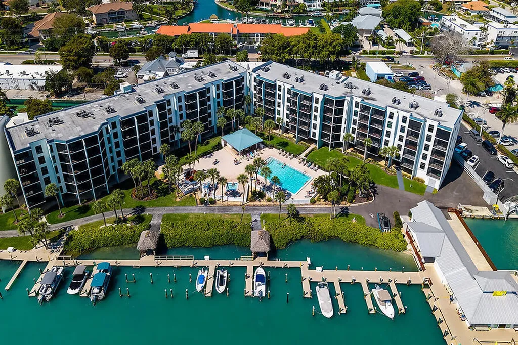 1085 Bald Eagle Drive Marco Island FL 34145