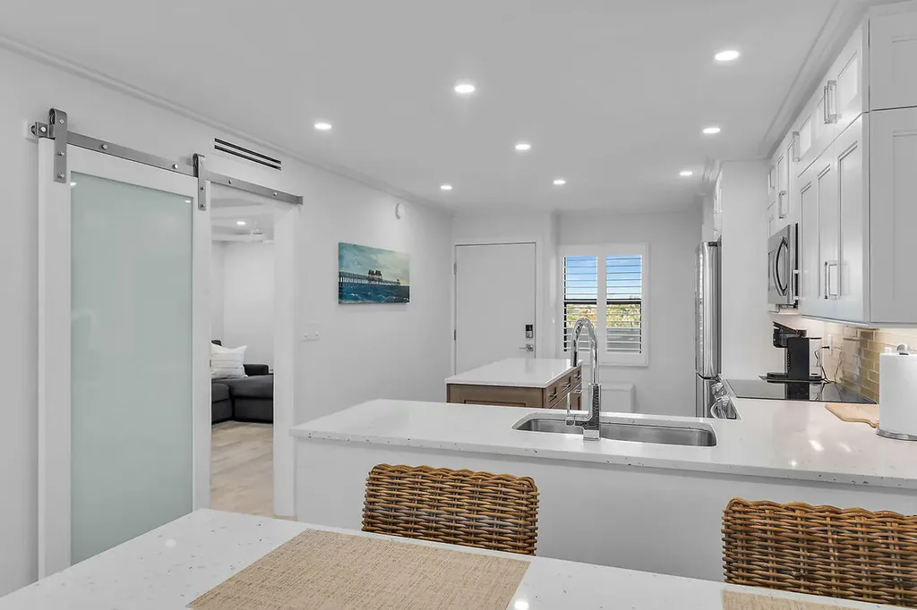 1085 Bald Eagle Drive Marco Island FL 34145