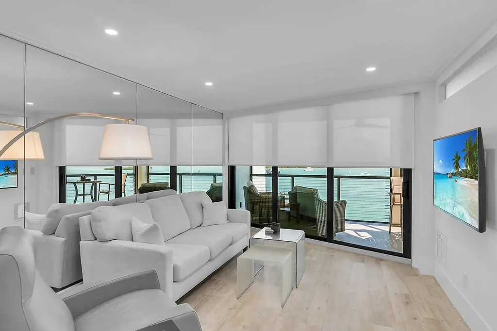 1085 Bald Eagle Drive Marco Island FL 34145