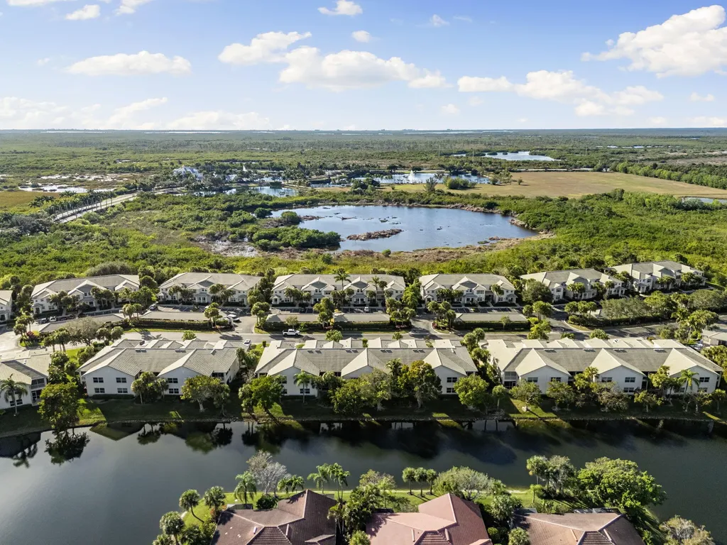 8340 Whisper Trace Way Naples FL 34114