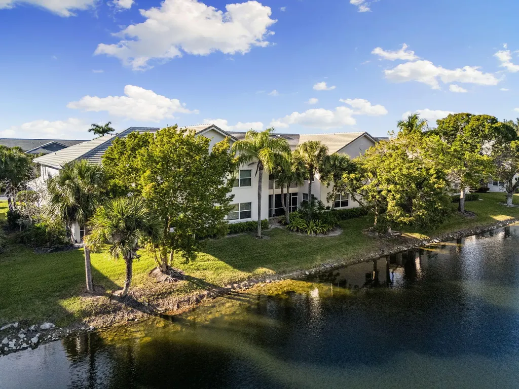 8340 Whisper Trace Way Naples FL 34114