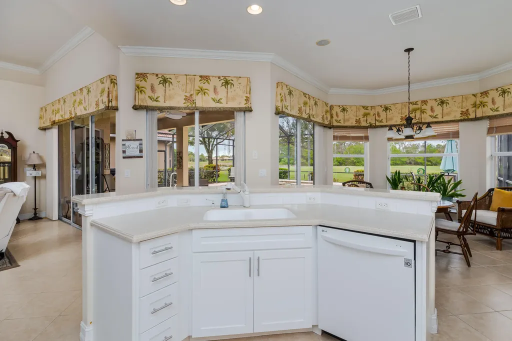 6845 Bent Grass Drive Naples FL 34113