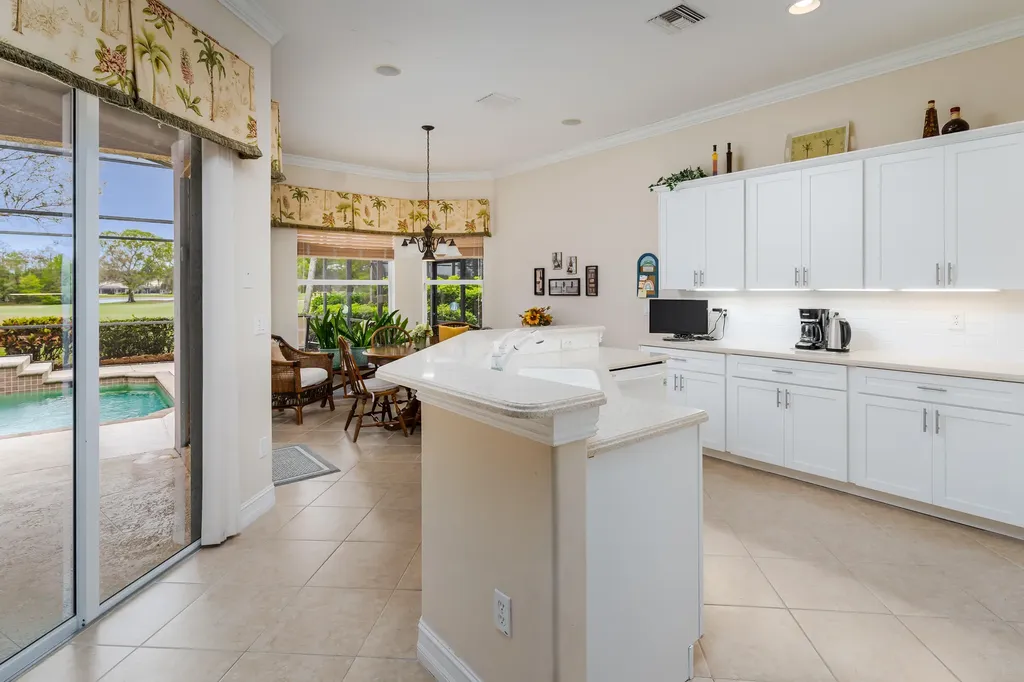 6845 Bent Grass Drive Naples FL 34113