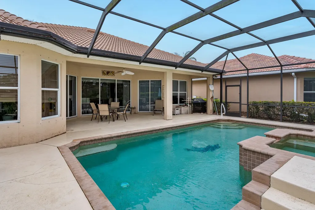 6845 Bent Grass Drive Naples FL 34113