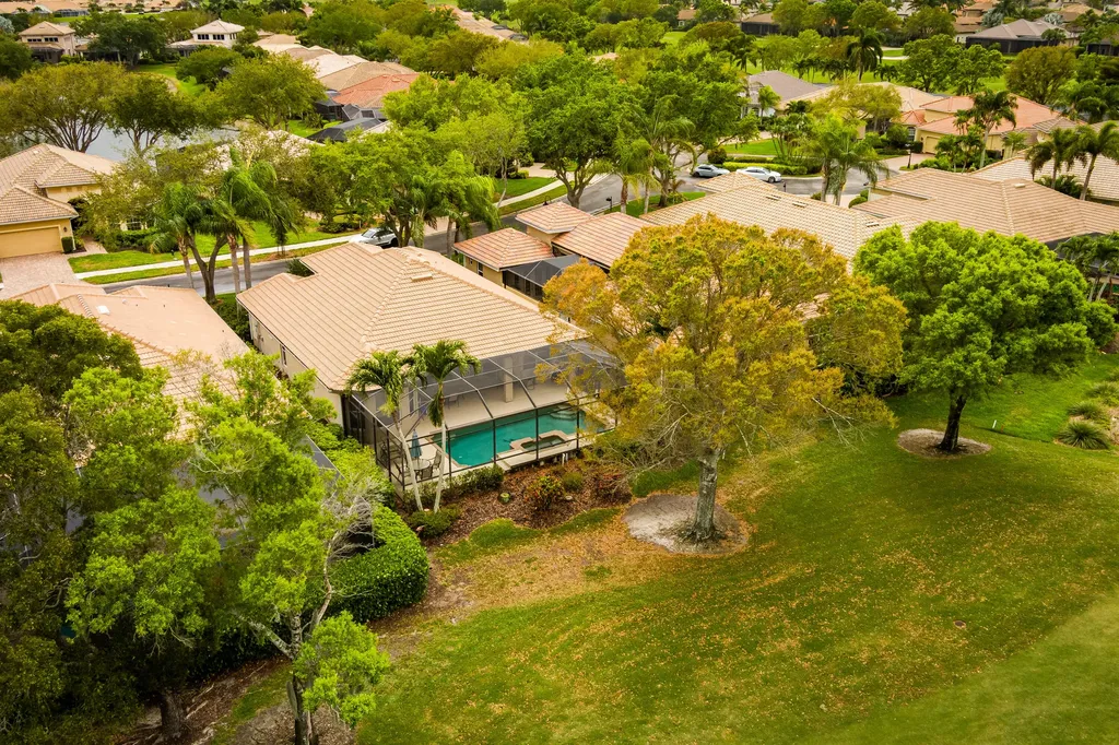 6845 Bent Grass Drive Naples FL 34113