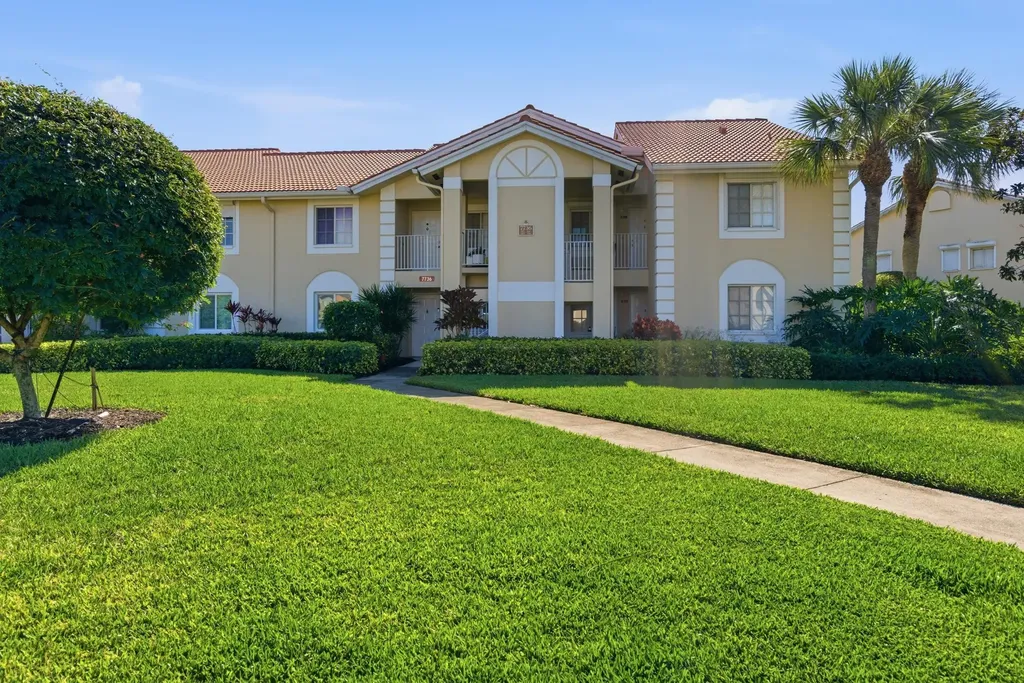 7736 Jewel Lane Naples FL 34109