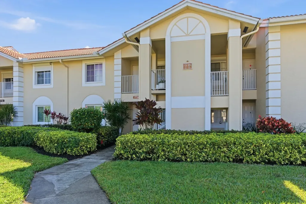 7736 Jewel Lane Naples FL 34109
