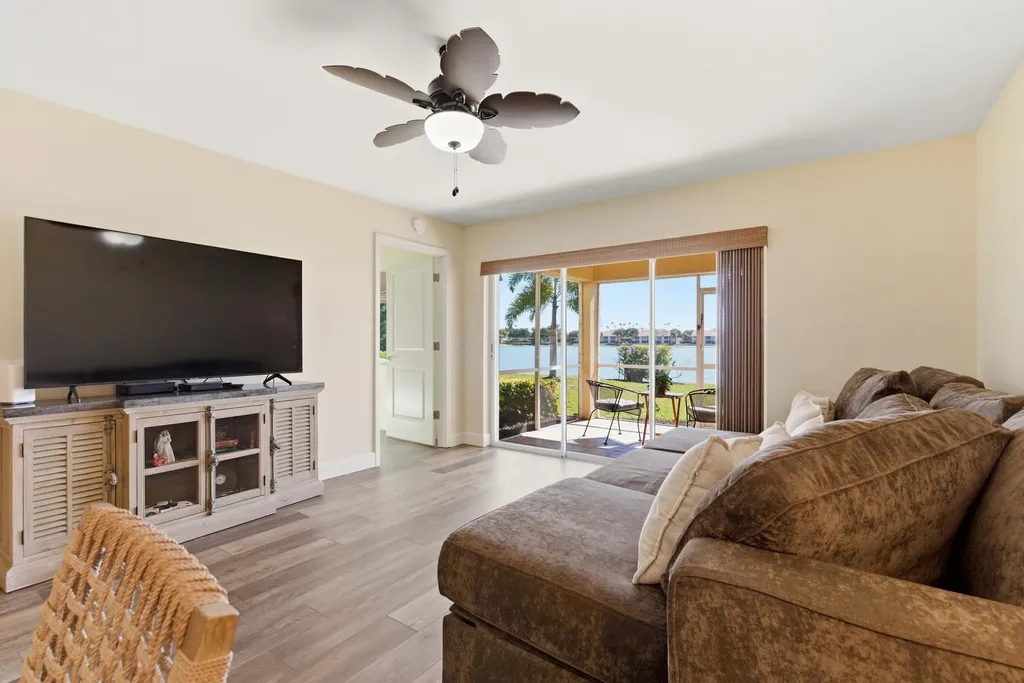 7736 Jewel Lane Naples FL 34109