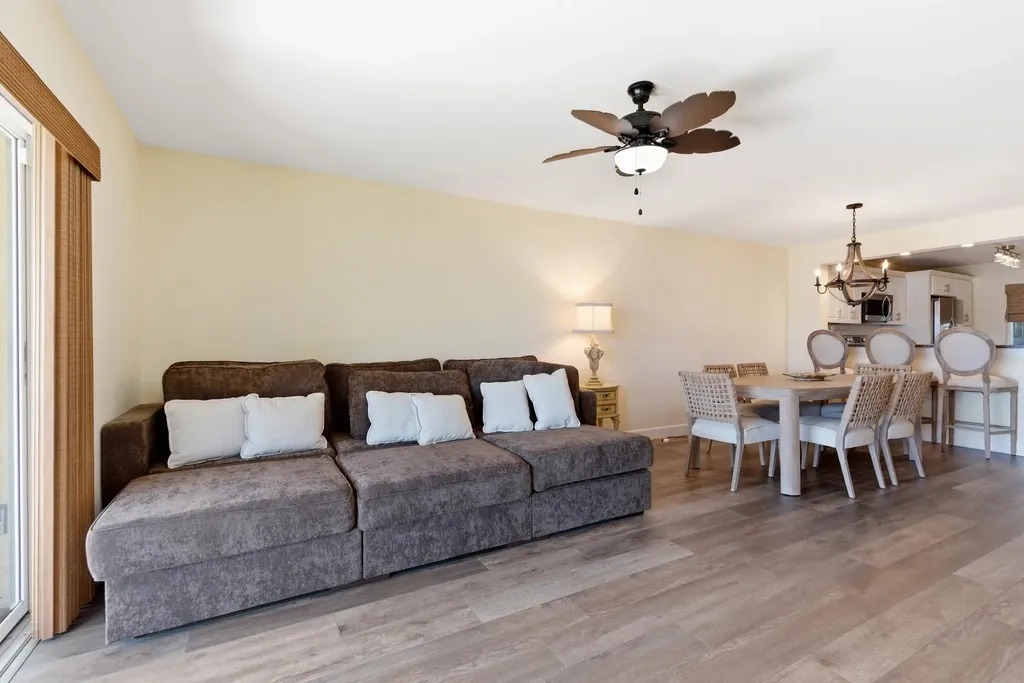 7736 Jewel Lane Naples FL 34109