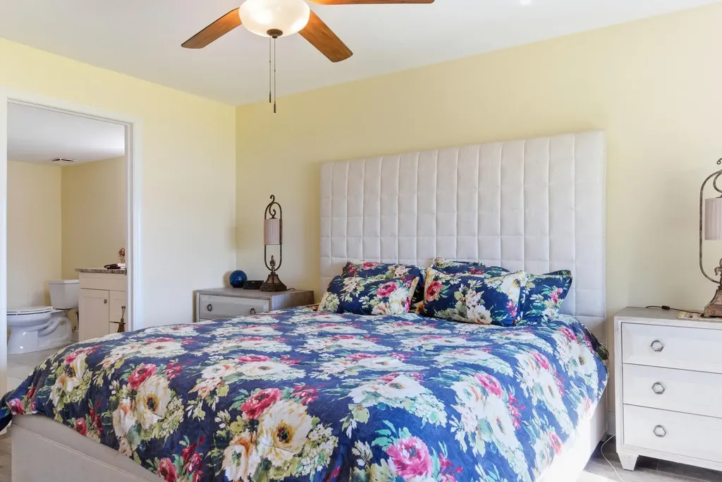 7736 Jewel Lane Naples FL 34109