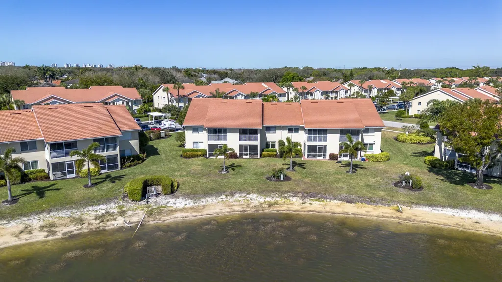 7736 Jewel Lane Naples FL 34109