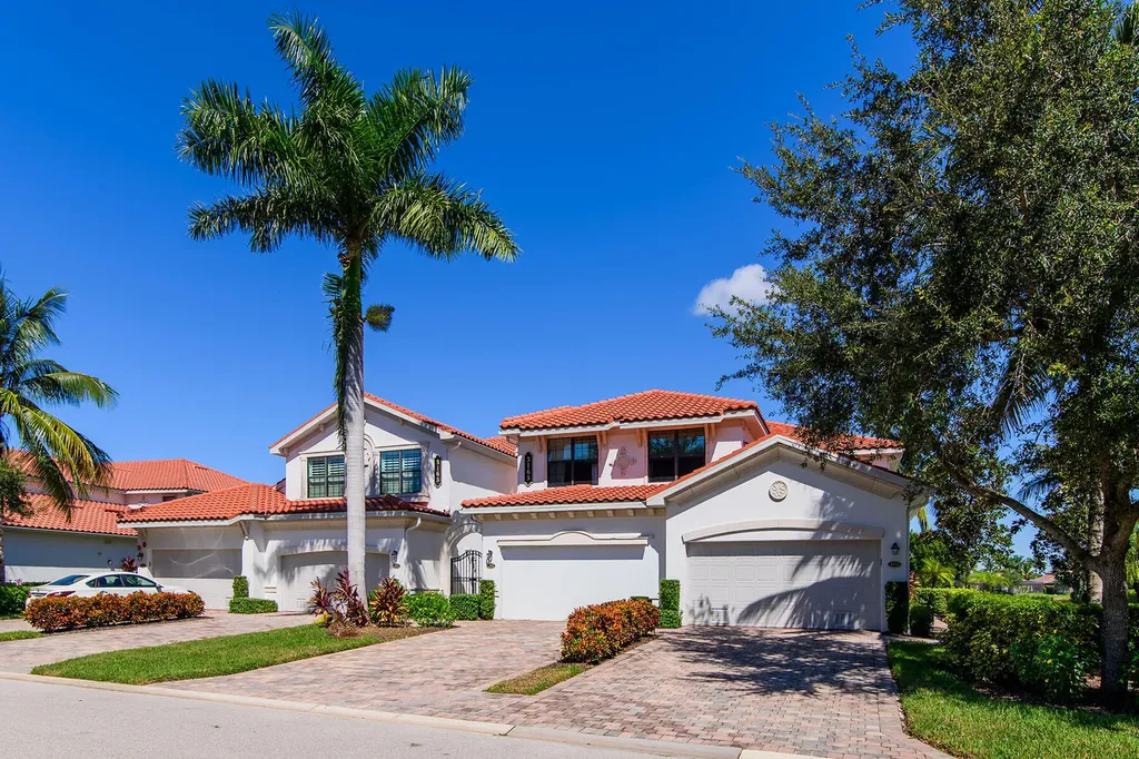 3169 Aviamar Circle Naples FL 34114