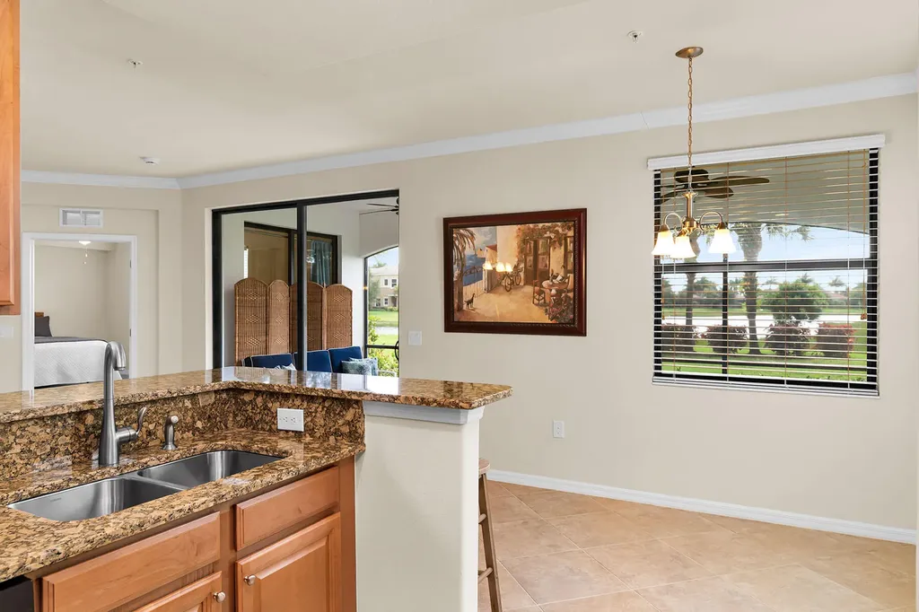 3169 Aviamar Circle Naples FL 34114