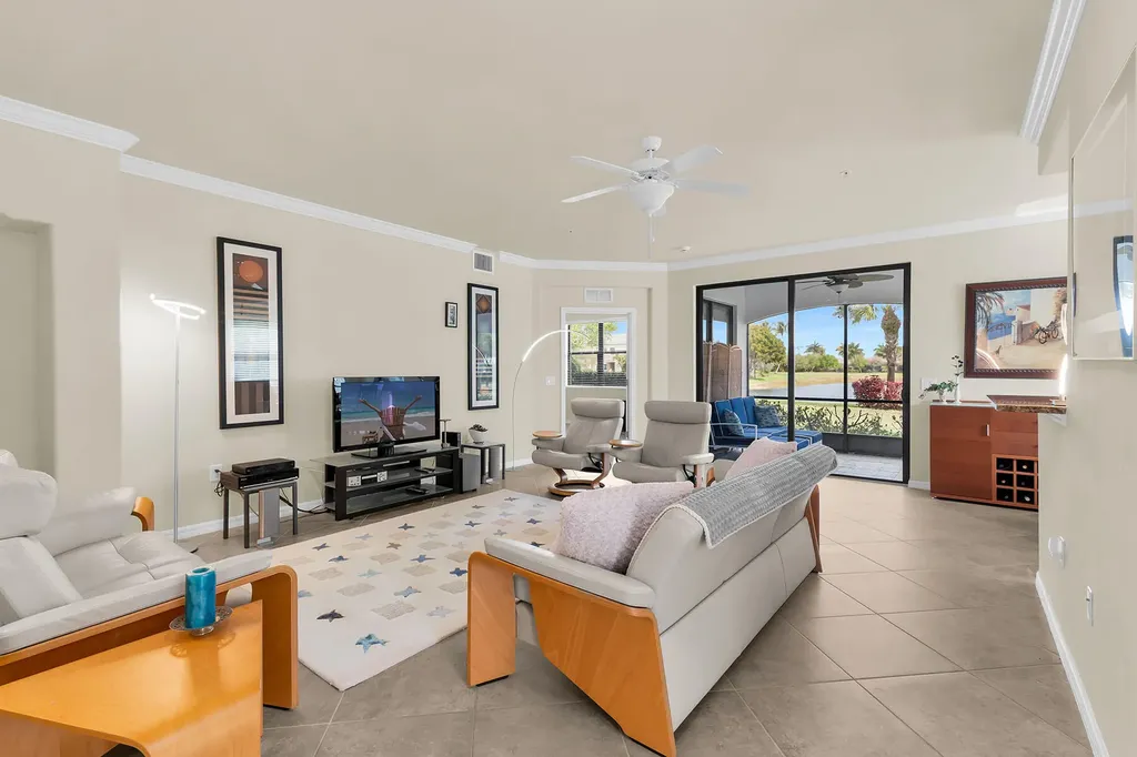 3169 Aviamar Circle Naples FL 34114