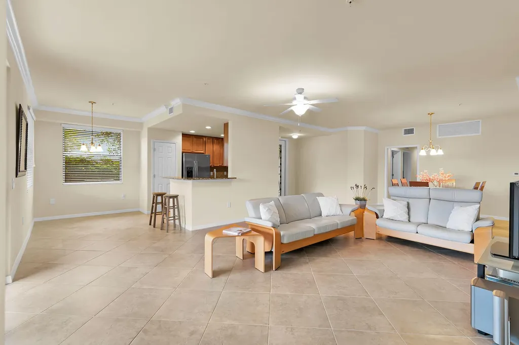 3169 Aviamar Circle Naples FL 34114