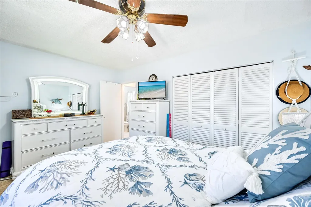 167 N Collier Marco Island FL 34145
