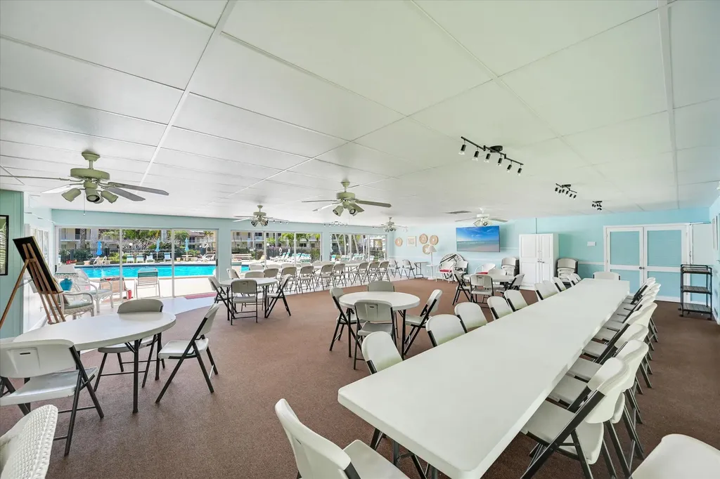 167 N Collier Marco Island FL 34145