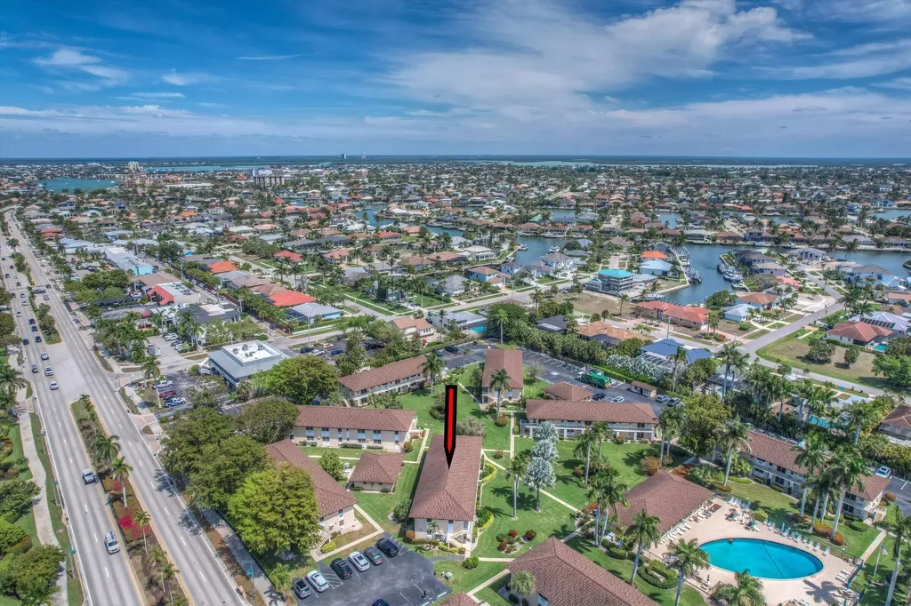 167 N Collier Marco Island FL 34145