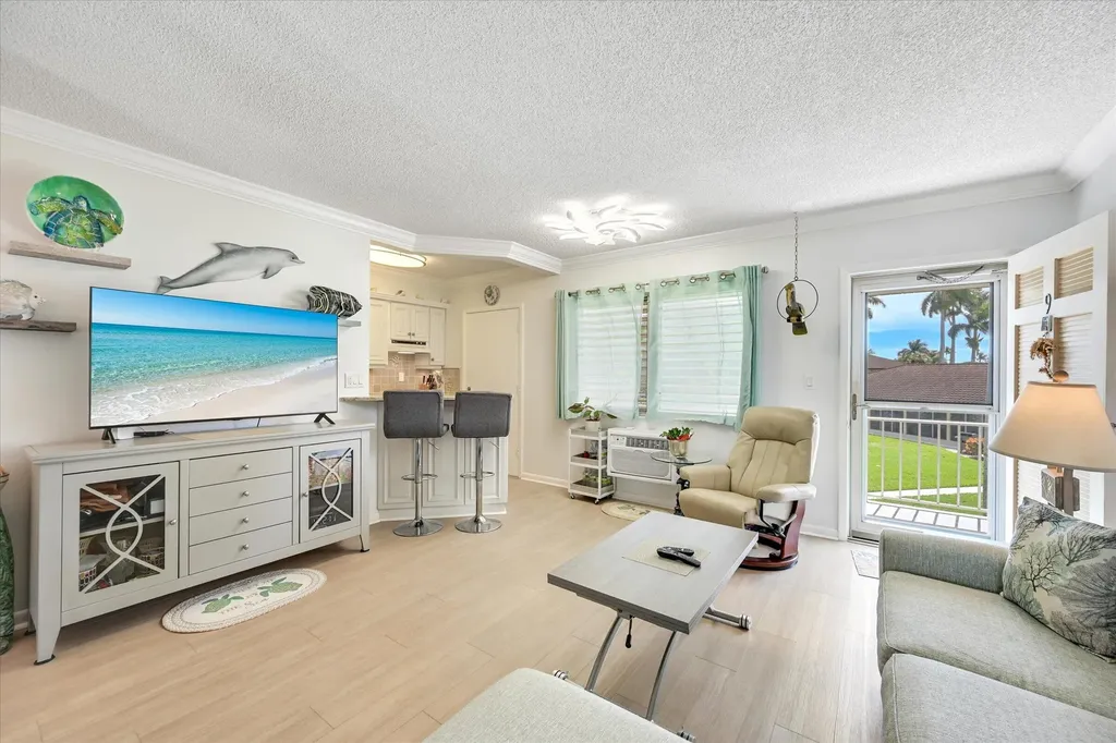 167 N Collier Marco Island FL 34145