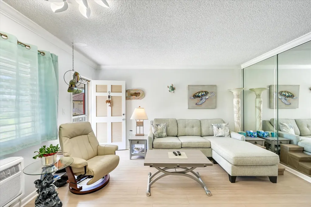 167 N Collier Marco Island FL 34145